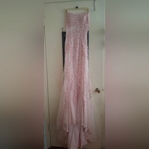 Elegant Pink Lace Evening Gown